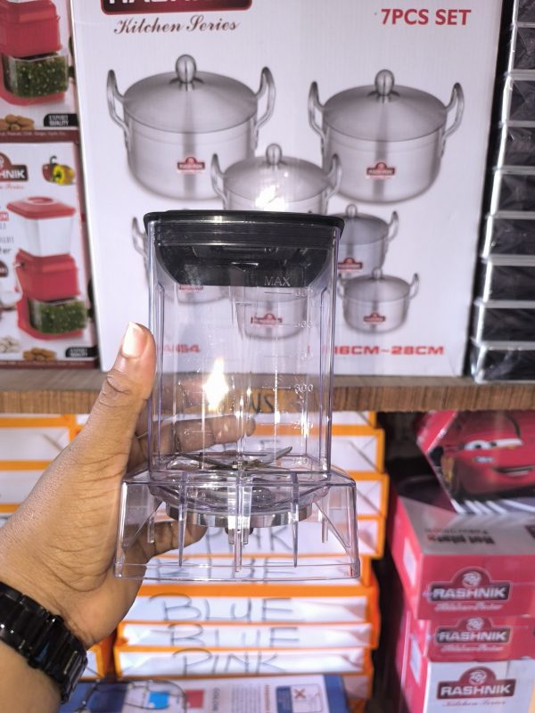 Dry Blender Cup