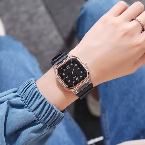 Chinye Silicone Female watch Black